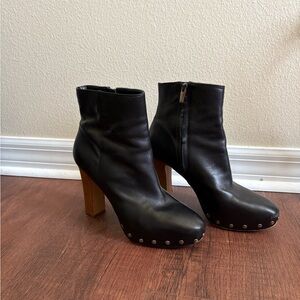Vince Camuto Black Leather Studded Ankle Boots Heels Size 9